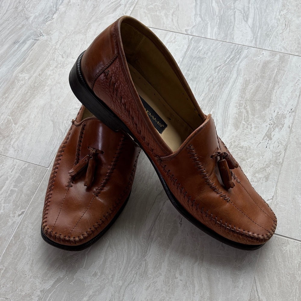 Stacy Adams Men’s leather loafers with tassels